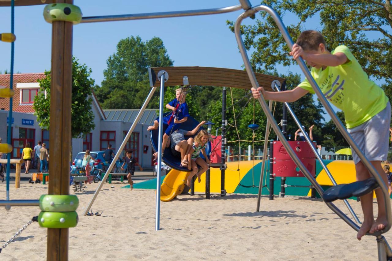 Camping De Duinhoeve Chalet Vogel Not For Companies Nieuw-Haamstede Eksteriør bilde